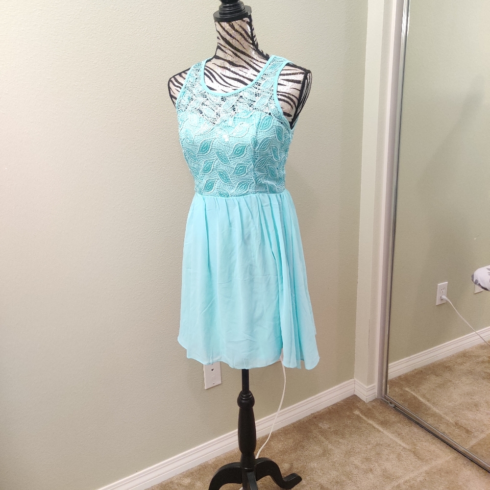 Jun & Ivy Mint lace fit flare dress